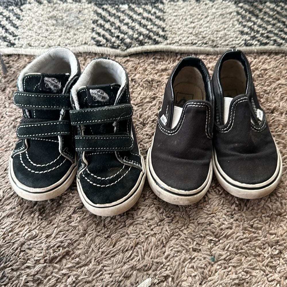 Vans size 8 2 pairs